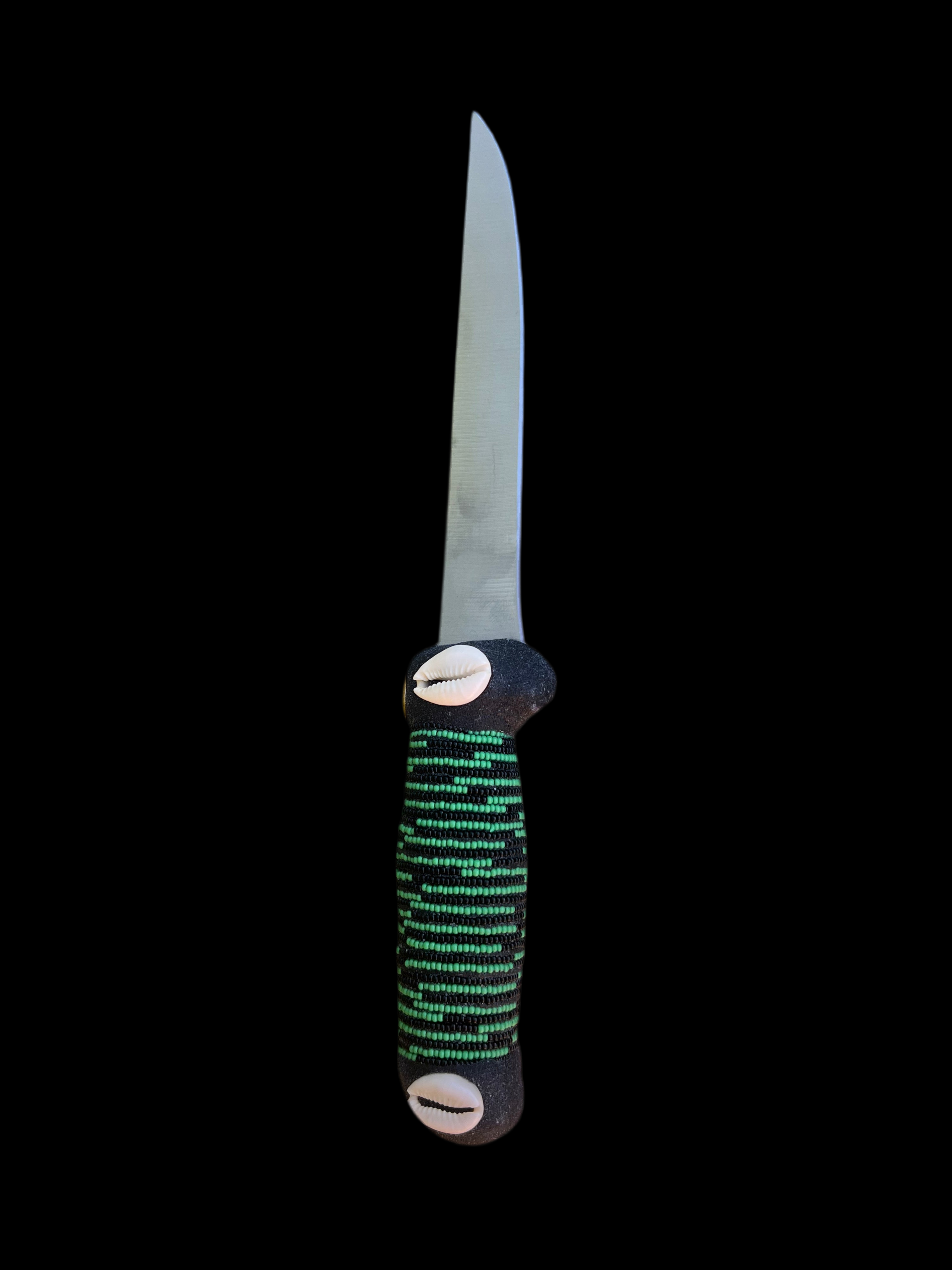 Pinaldo Cuchillo de Oggún – Beaded Handle with Cowrie Shells