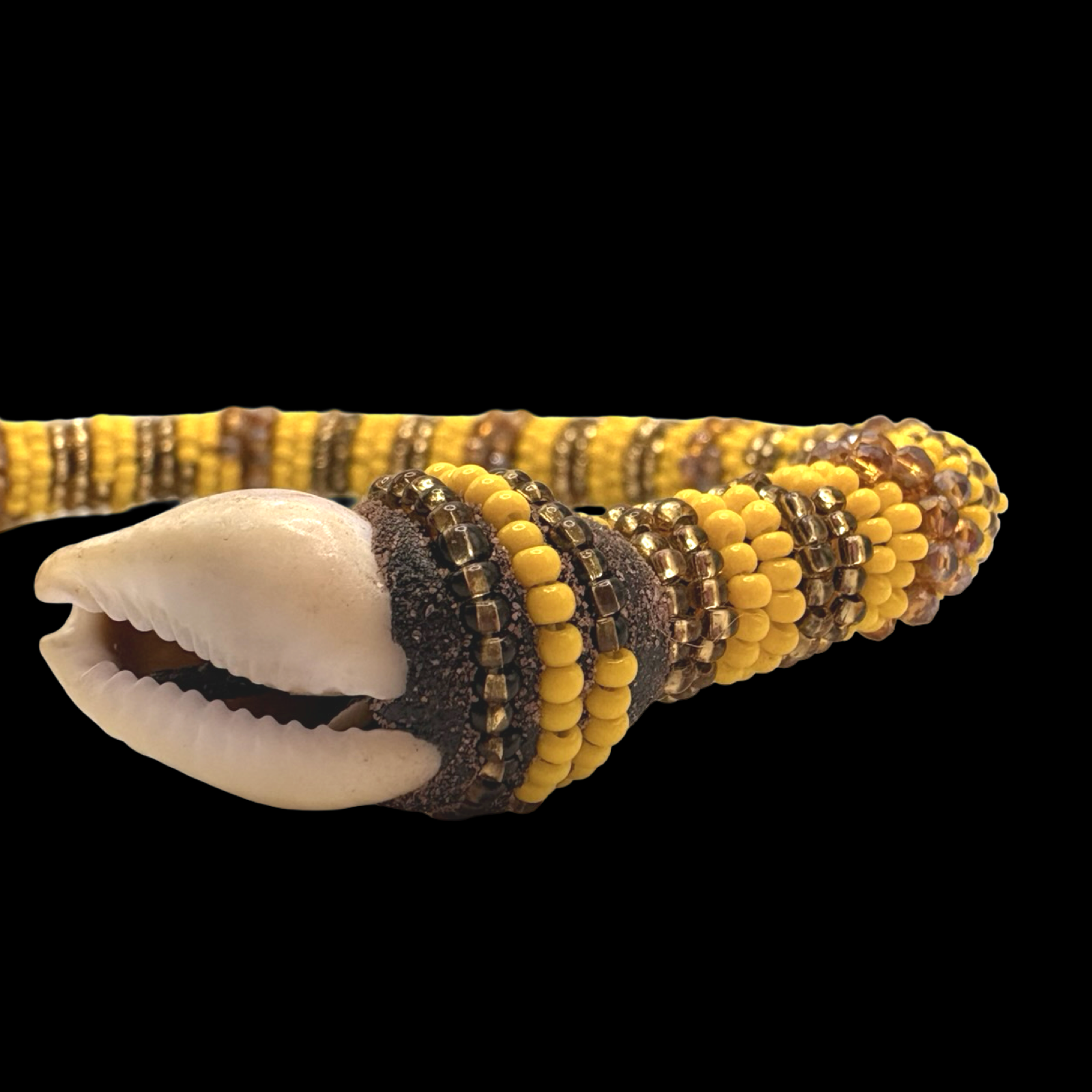 Oshun Ilde Bracelet – Cowrie Shell or Peacock Accent