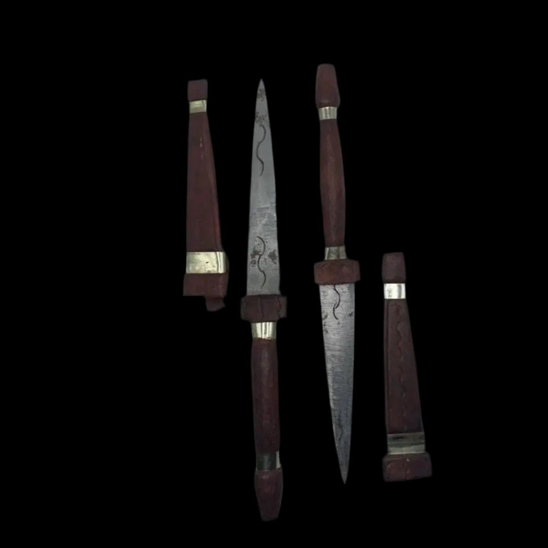 Ashanti & Hausa African Heritage Collection: Traditional Ashanti Knife Dagger