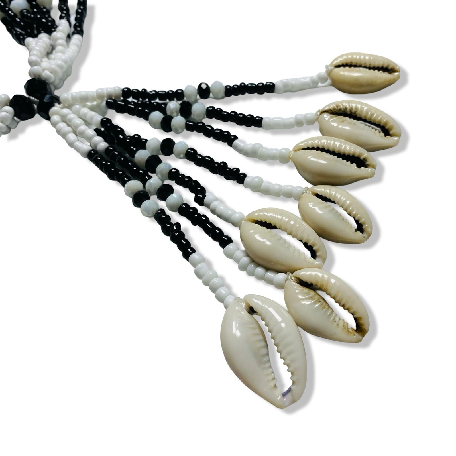 Mazo de Eshu Afra – En Cristal (Eshu Afra Crystal Mazo: Protection and Spiritual Connection) - SanteriaGuide