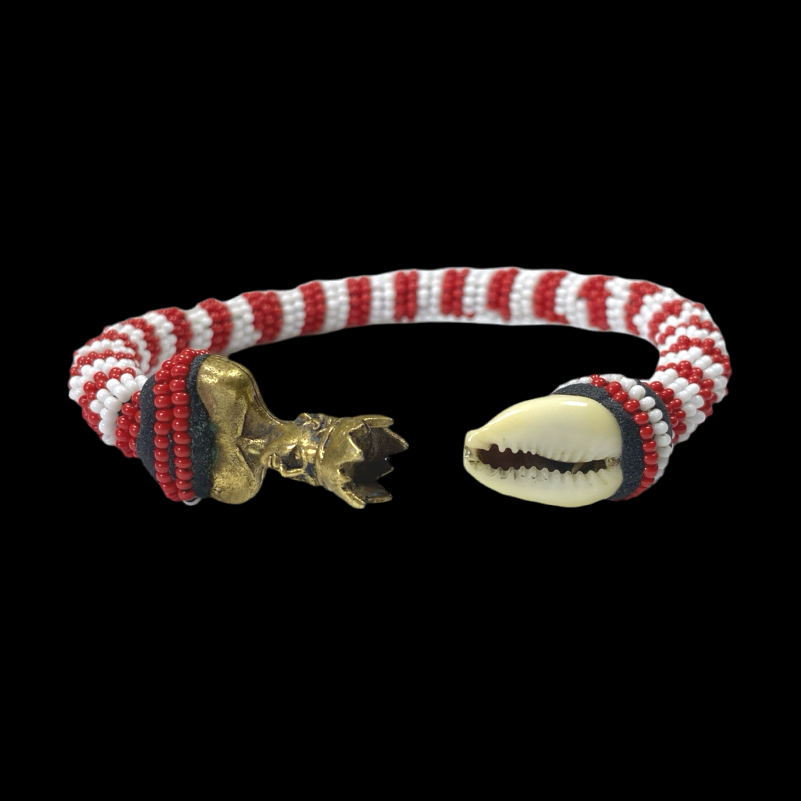 Pulsera hecha a mano Ilde de Shangó - Rojo y Blanco, Concha de Cauri y Orisha Santería Yoruba de Bronce