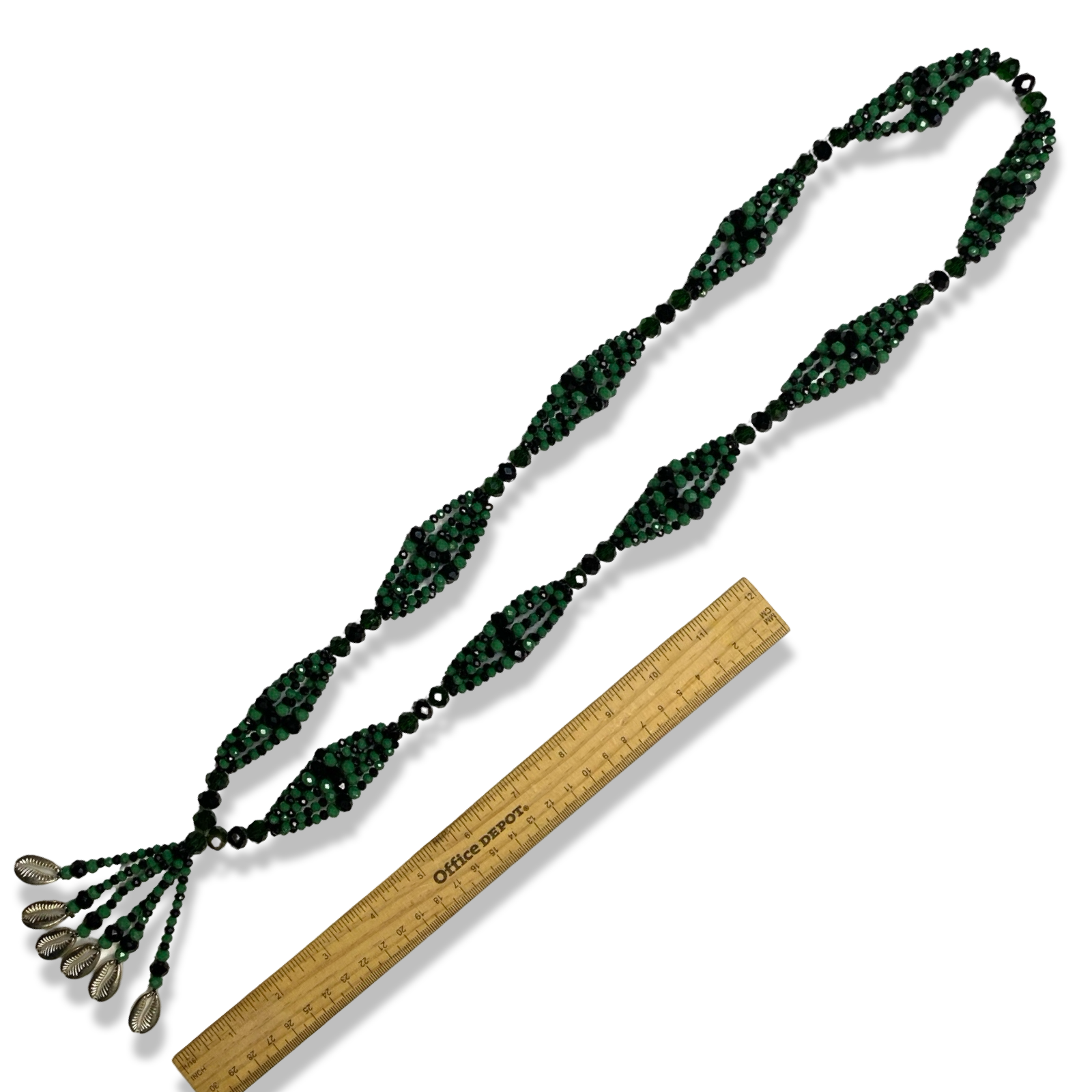 Handmade Gala de Ogún – Green and Black Glass Beads for Iyawó - SanteriaGuide