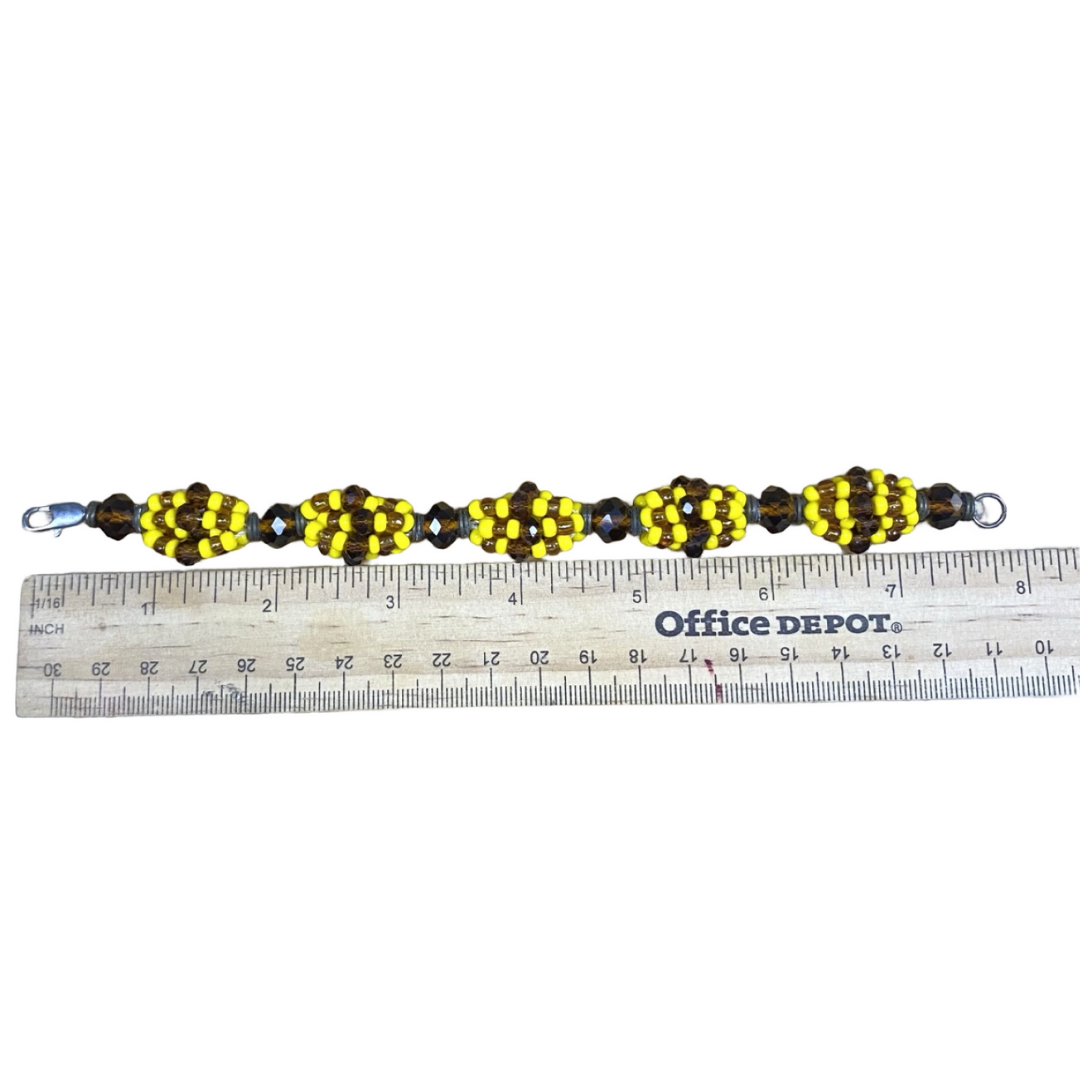 Oshún Gala Necklace with Ilde – Handmade with Sacred Beads