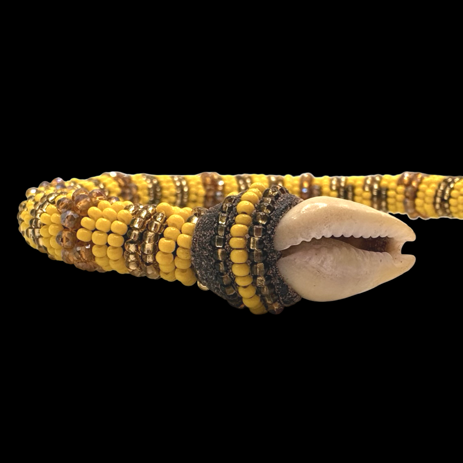 Oshun Ilde Bracelet – Cowrie Shell or Peacock Accent