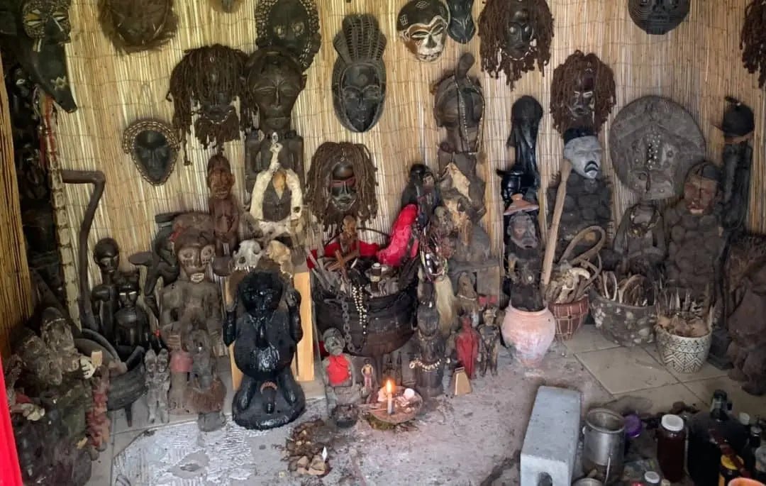 Sacred Nganga Altar Rituals:  Mysteries of Palo Mayombe Tradition - SanteriaGuide