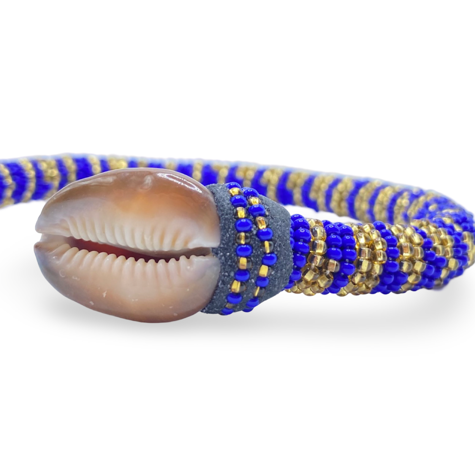 Pulsera de Ochosi – Conchas de Cauri y Bronze