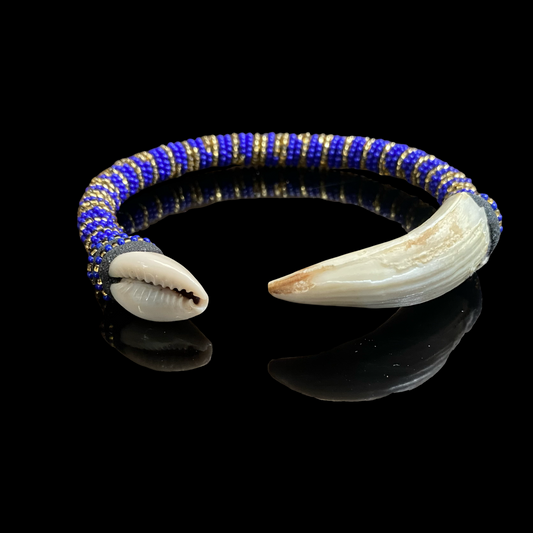 Handmade Ilde de Ochosi Bracelet with Boar Tooth - Yoruba Santeria Orisha