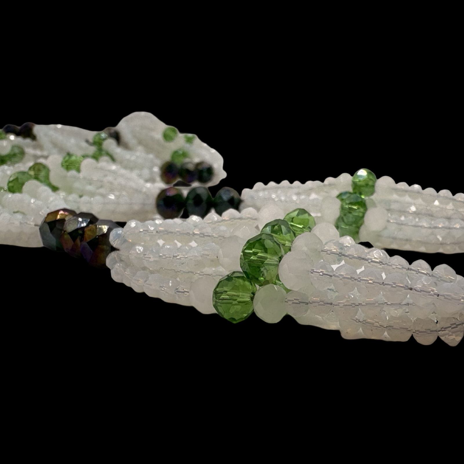 Obatala Alaguema  Gala Necklace – Handmade with Beads & Cowrie Shells