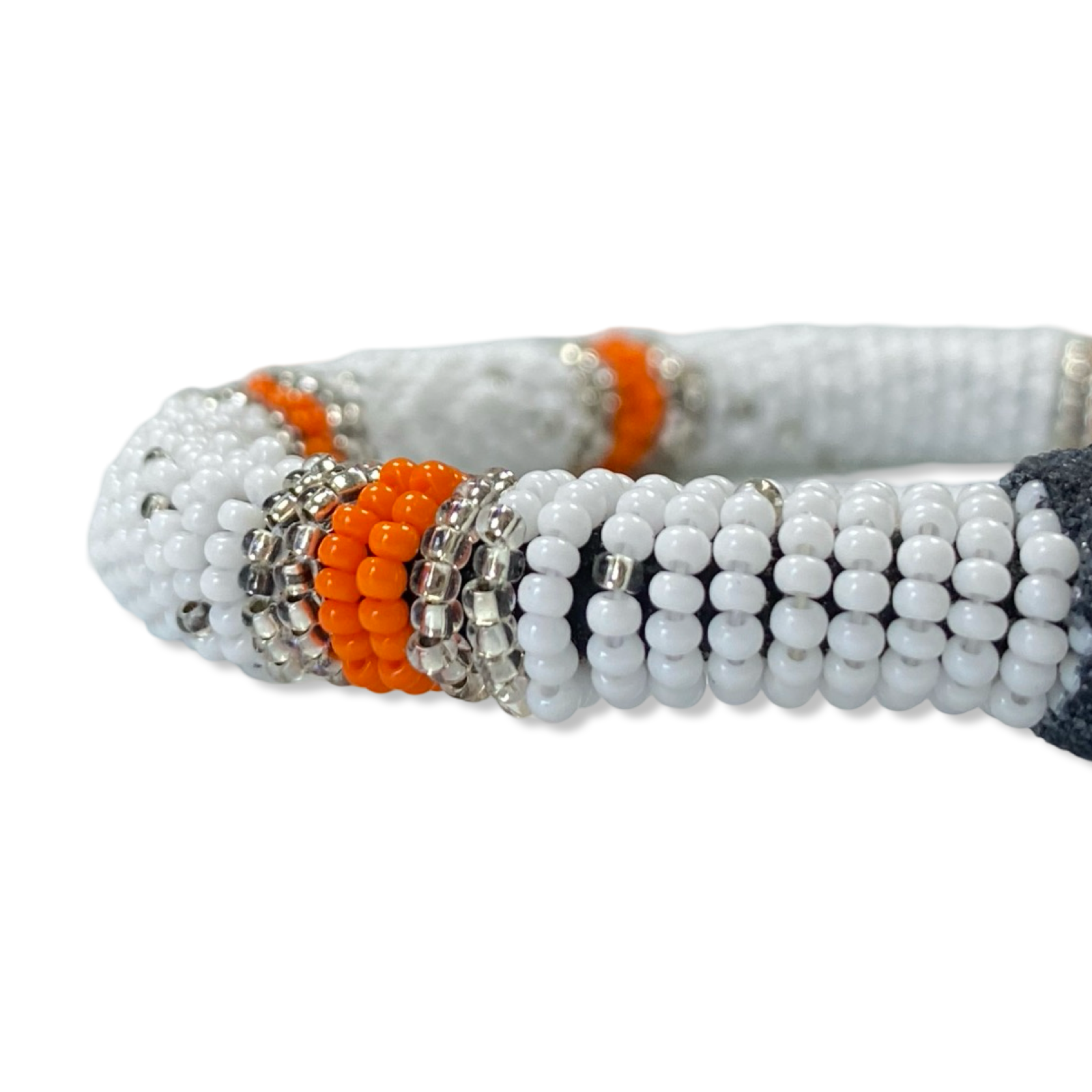 Pulsera de Obatala Oshagriña – Conchas de Cauri - SanteriaGuide