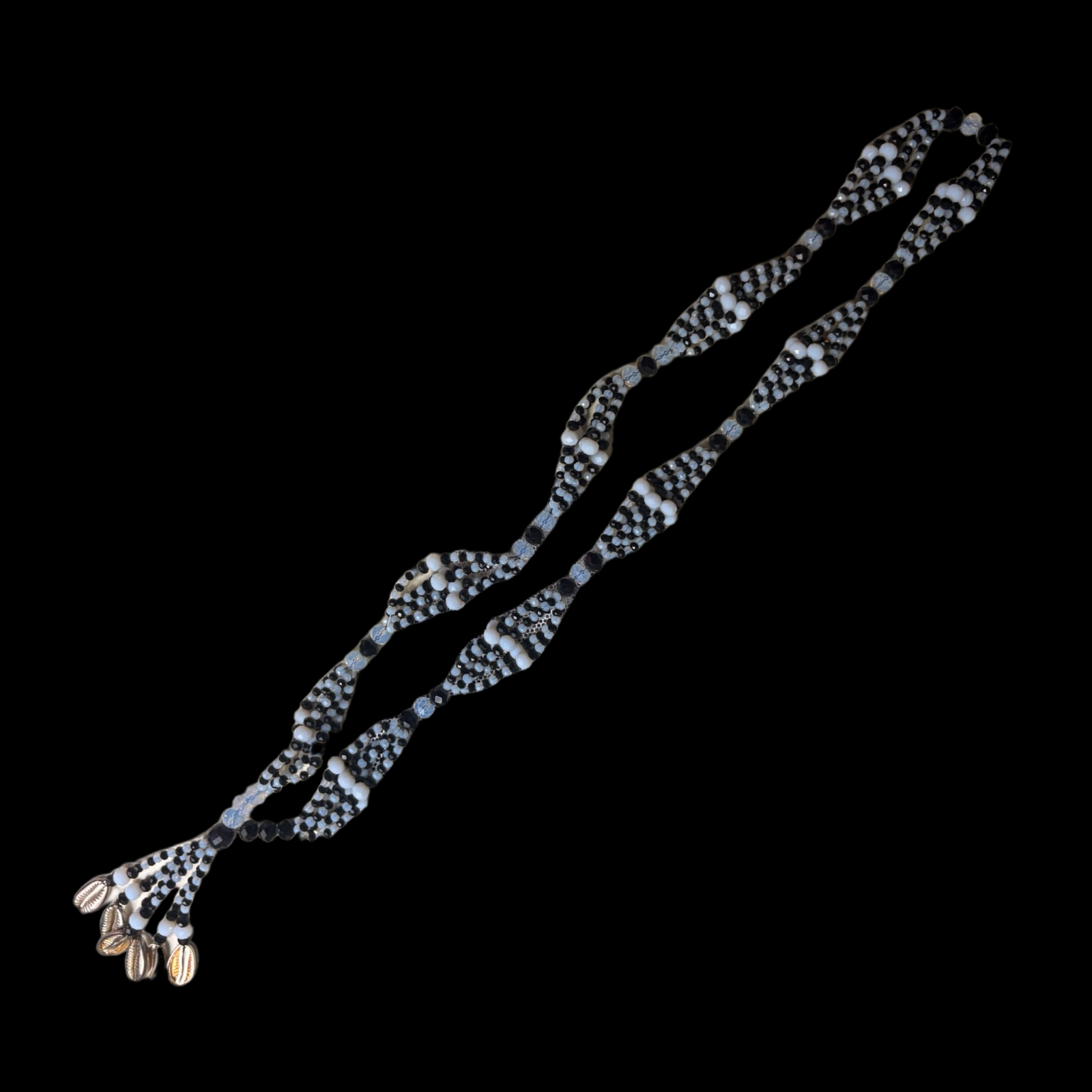 Eshu Afra Gala Necklace – Handmade with Beads & Cowrie Shells