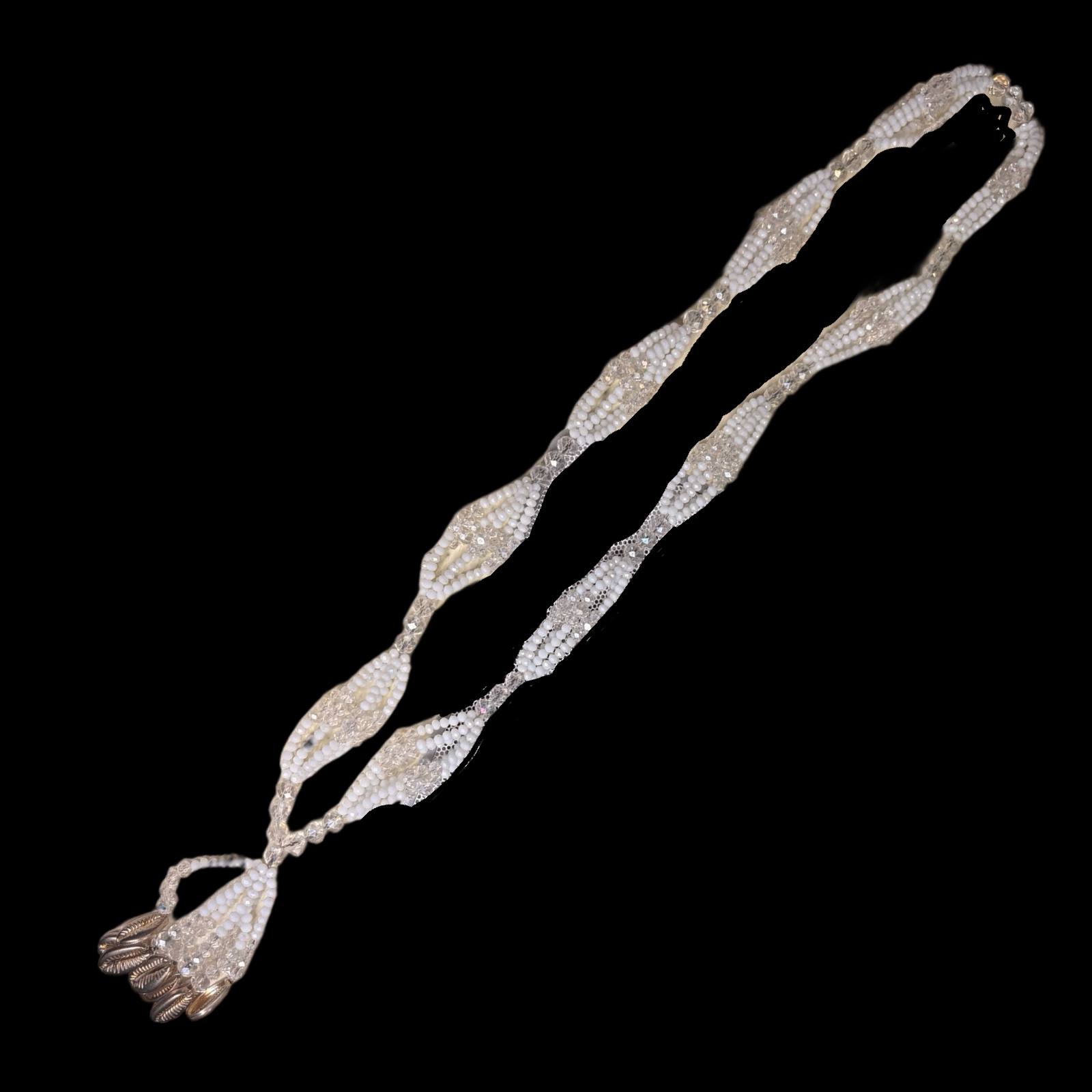 Obatala Gala Necklace – Handmade with Beads & Cowrie Shells