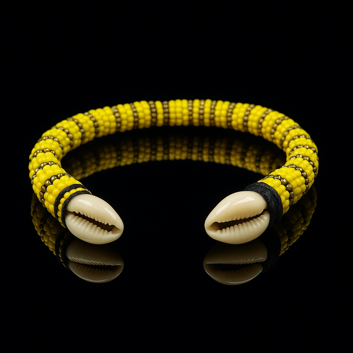 Oshun Ilde Bracelet – Cowrie Shell or Peacock Accent
