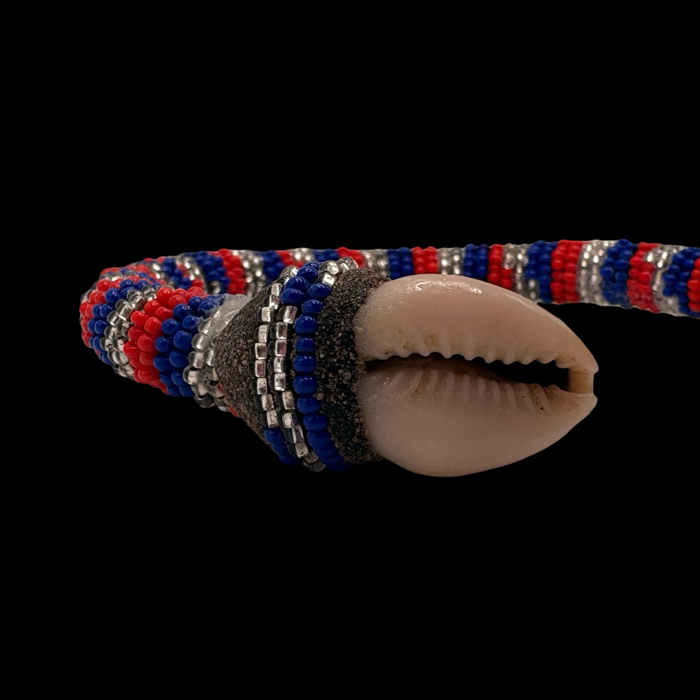 Yemayá Okuté Ilde with Cowrie Shells